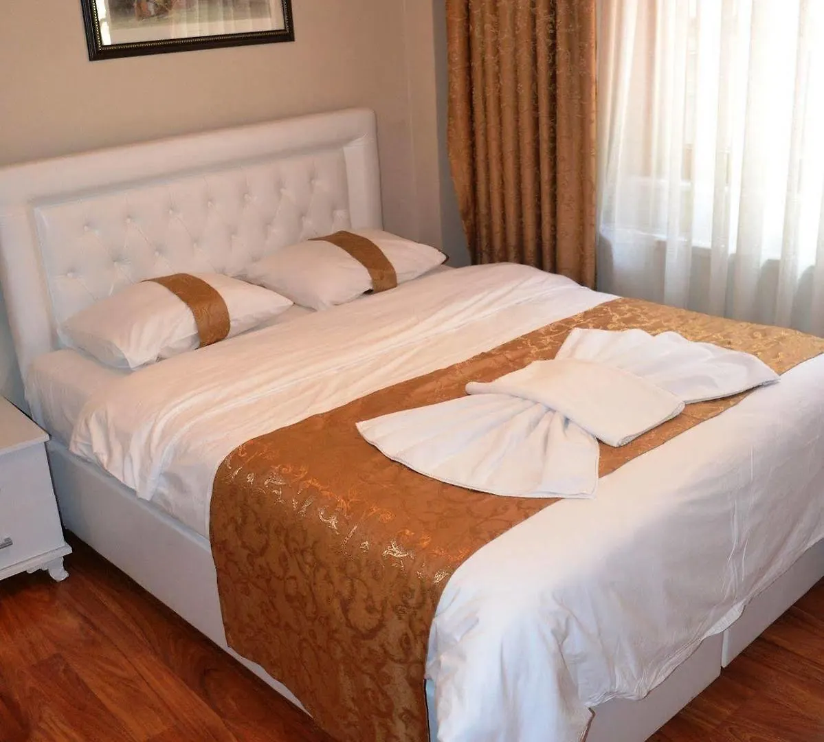 Istanbul Comfort Hotel 3*,